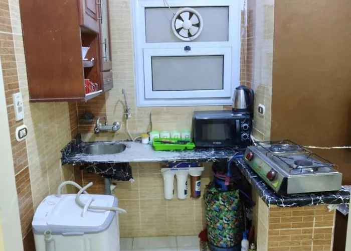 Flat In Sheraton Metro Street Apartment *