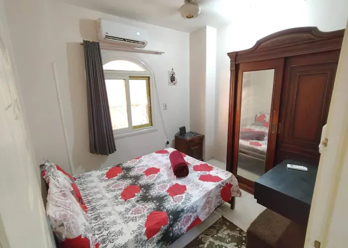 Apartment Flat In Sheraton Metro Street